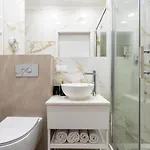 Urban Chic - Luxury - Mennica Warsaw