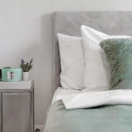 Urban Chic - Luxury - Mennica Varsó