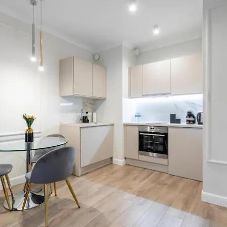 Appartement Urban Chic - Luxury - Mennica Warschau