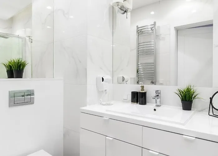 Urban Chic - Luxury - Mennica Varsó